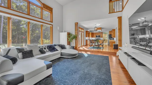 $599,950 | 392 Ledgewood Drive, Fond du Lac, WI 54937