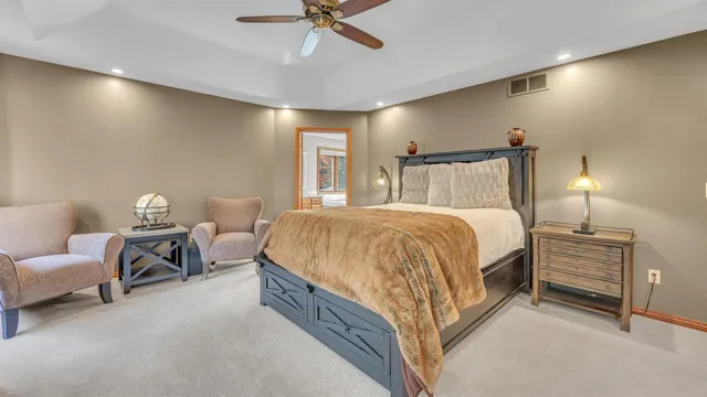 $599,950 | 392 Ledgewood Drive, Fond du Lac, WI 54937