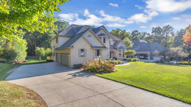 $599,950 | 392 Ledgewood Drive, Fond du Lac, WI 54937