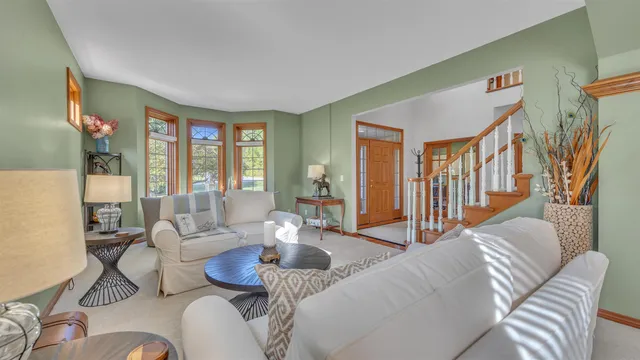 $599,950 | 392 Ledgewood Drive, Fond du Lac, WI 54937