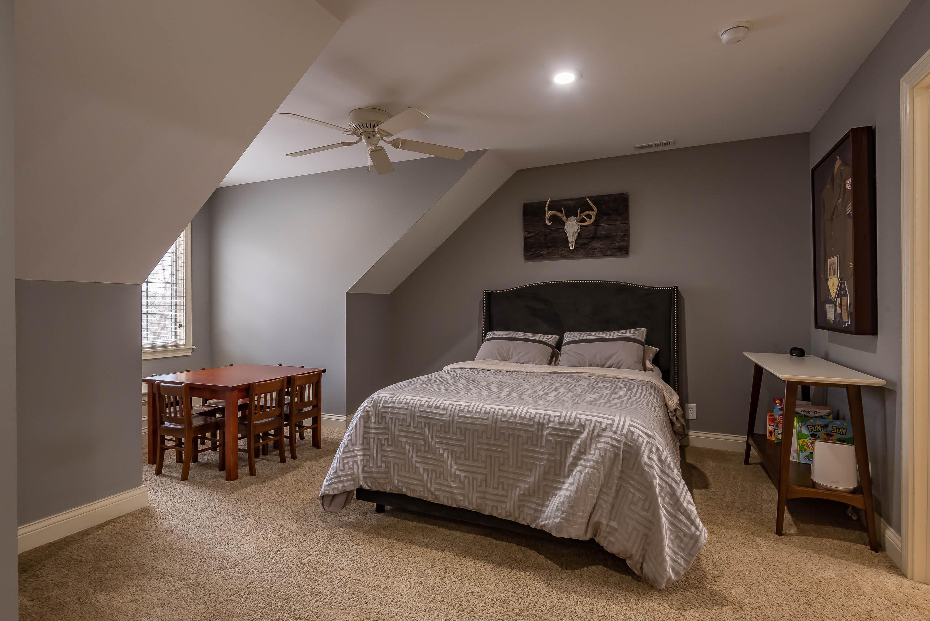 7821 Zikes Road South Bloomington, IN 47401 - Photo 24 of 36 Gallery Image 24