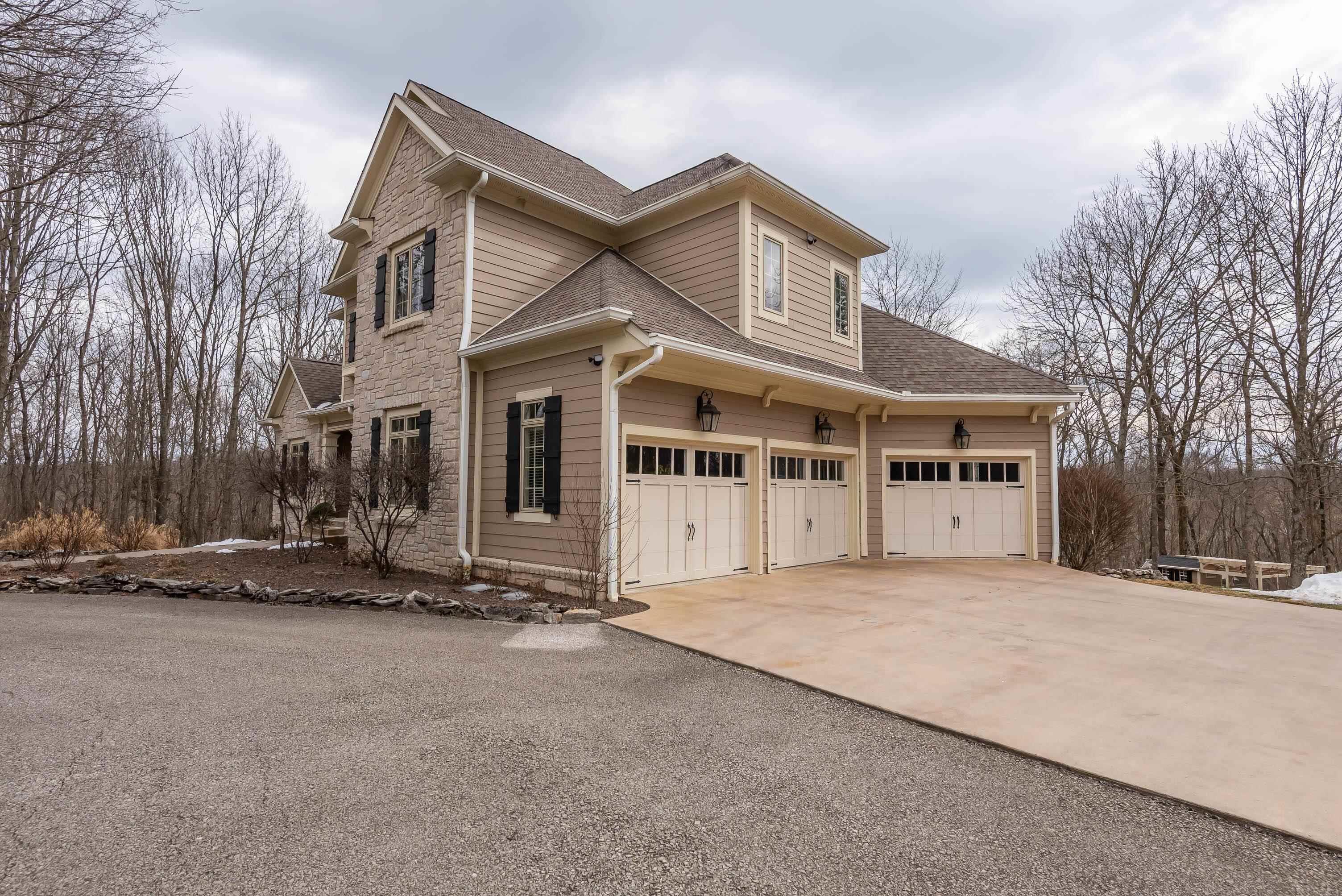 7821 Zikes Road South Bloomington, IN 47401 - Photo 4 of 36 Gallery Image 4