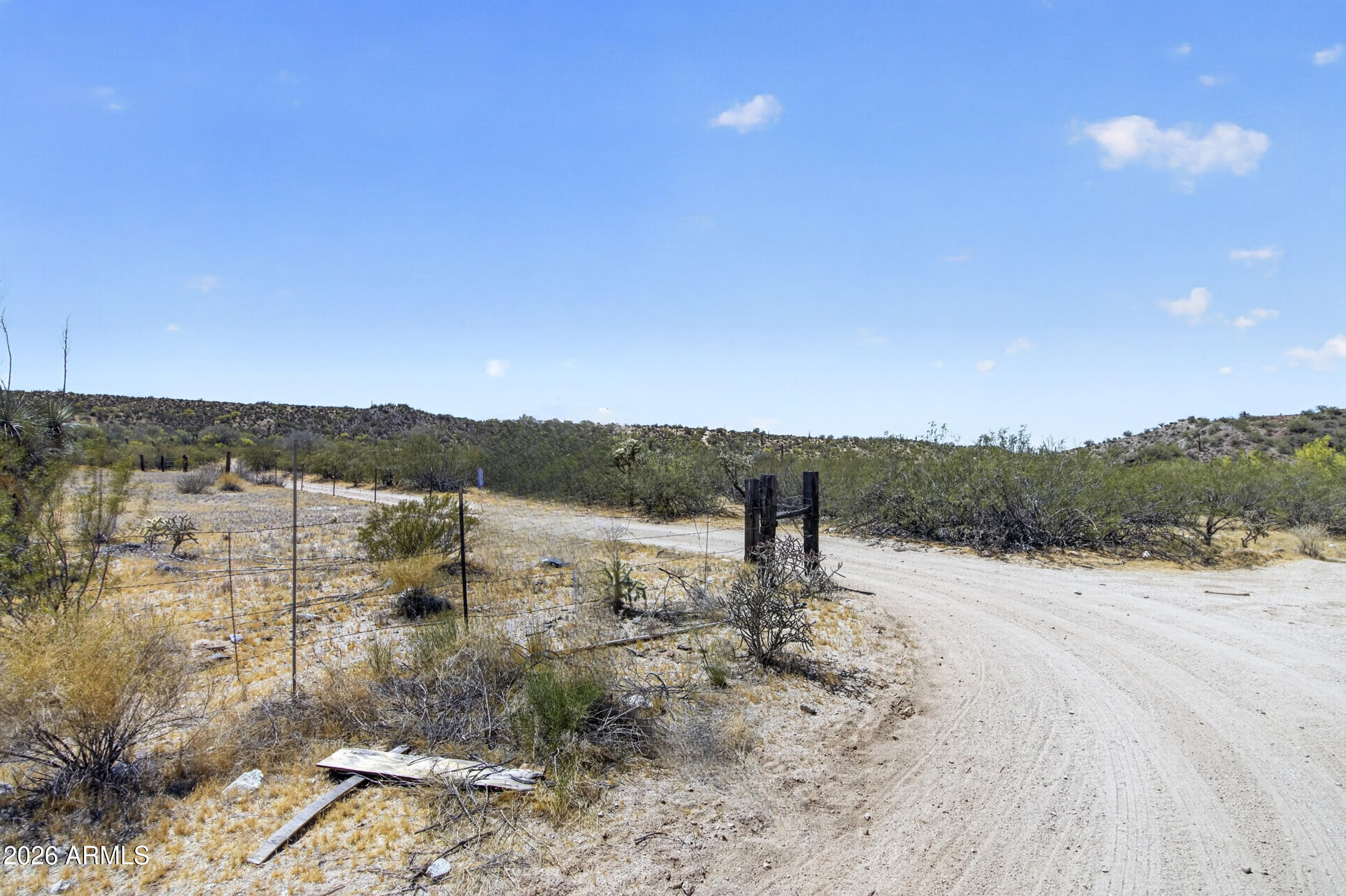 38809 East Spotted Horse Road Florence, AZ 85132 - Photo 33 of 40 a view of lake with mountain