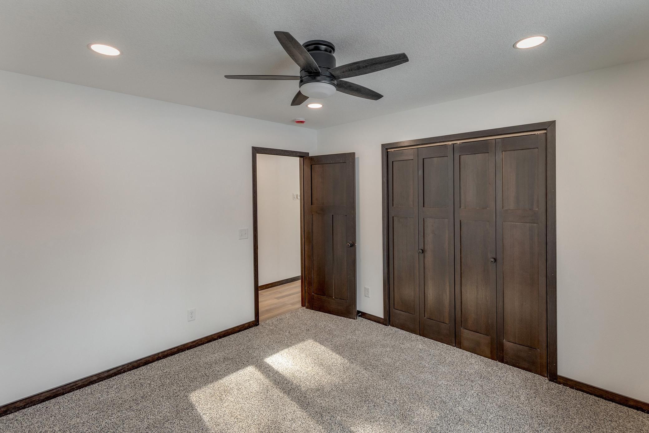 205 Ridgeway Lane Walker, MN 56484 - Photo 12 of 52