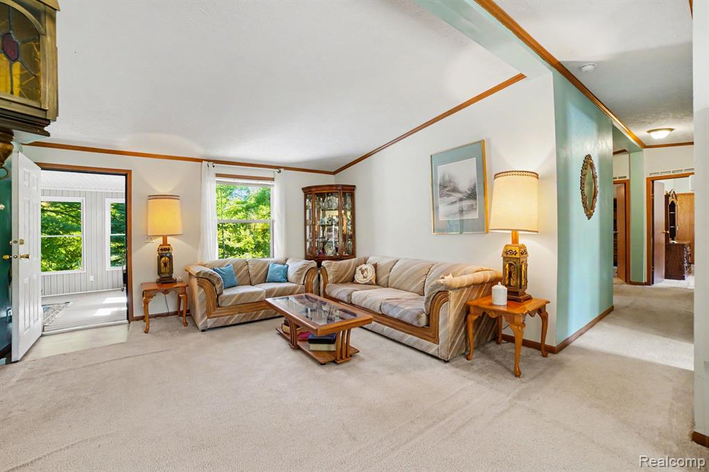 4772 South Bard Road Beaverton, MI 48612 - Photo 7 of 46