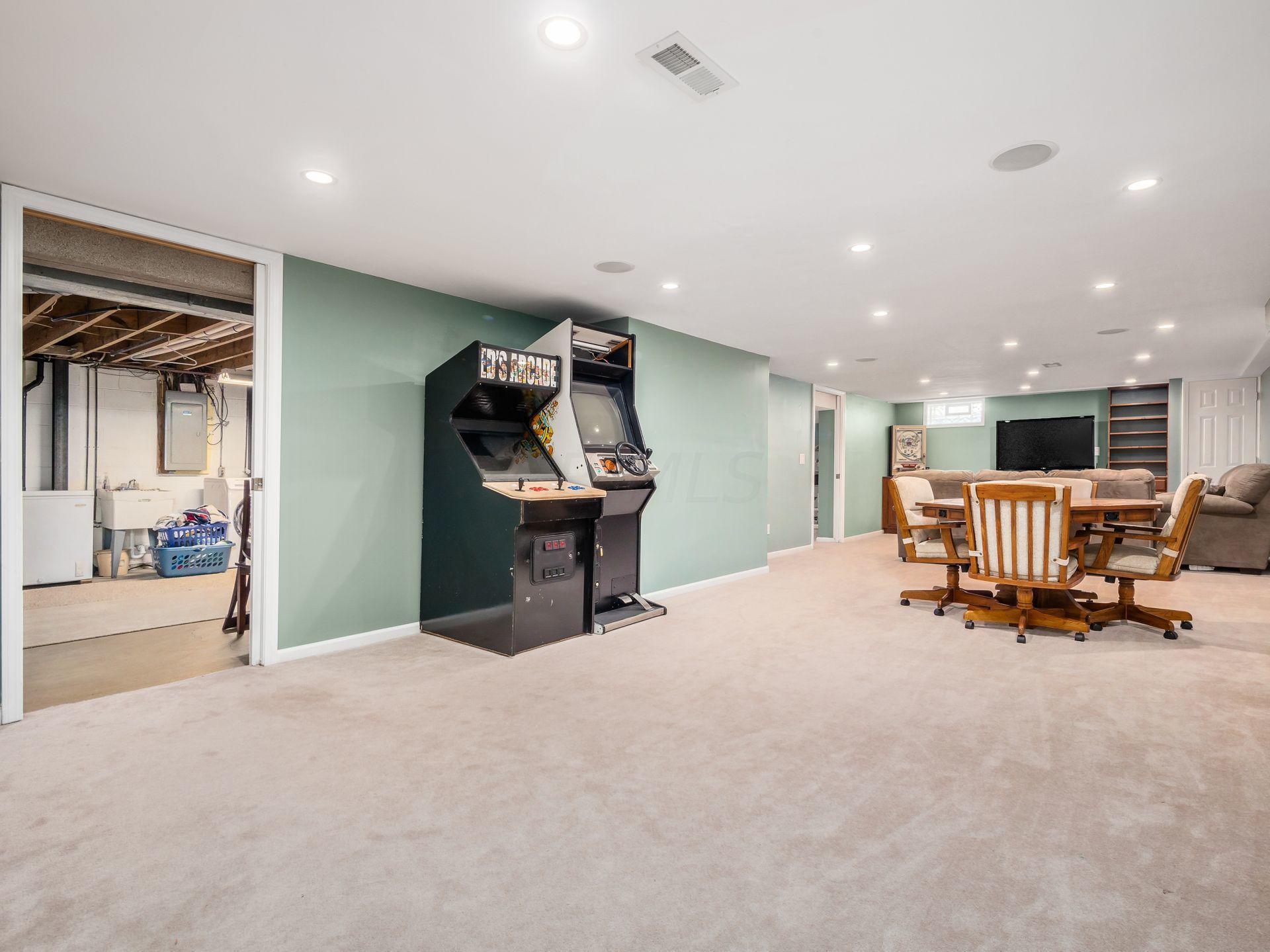 3419 Smiley Road Columbus, OH 43221 - Photo 24 of 39 Gallery Image 24