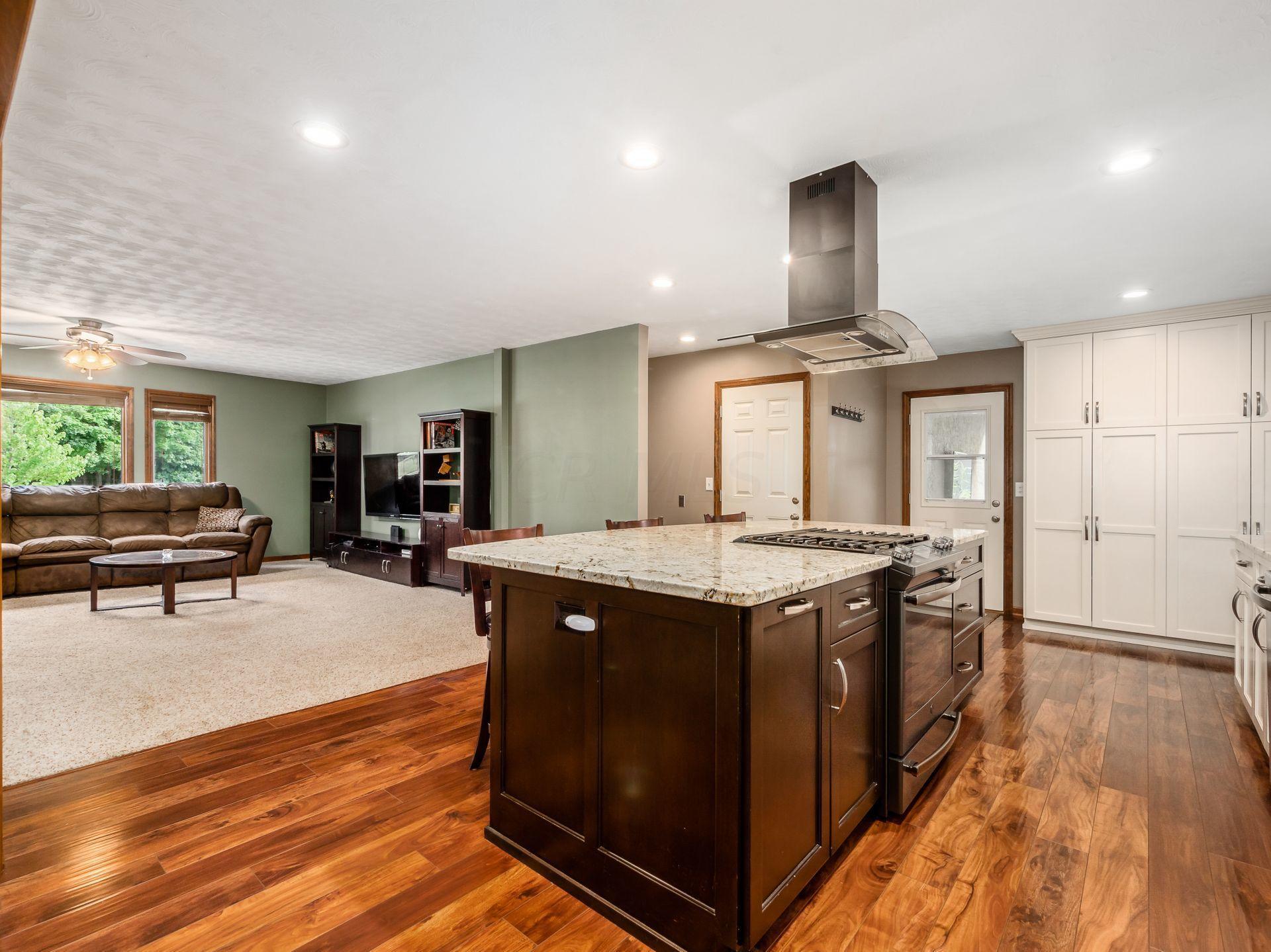 3419 Smiley Road Columbus, OH 43221 - Photo 6 of 39 Gallery Image 6