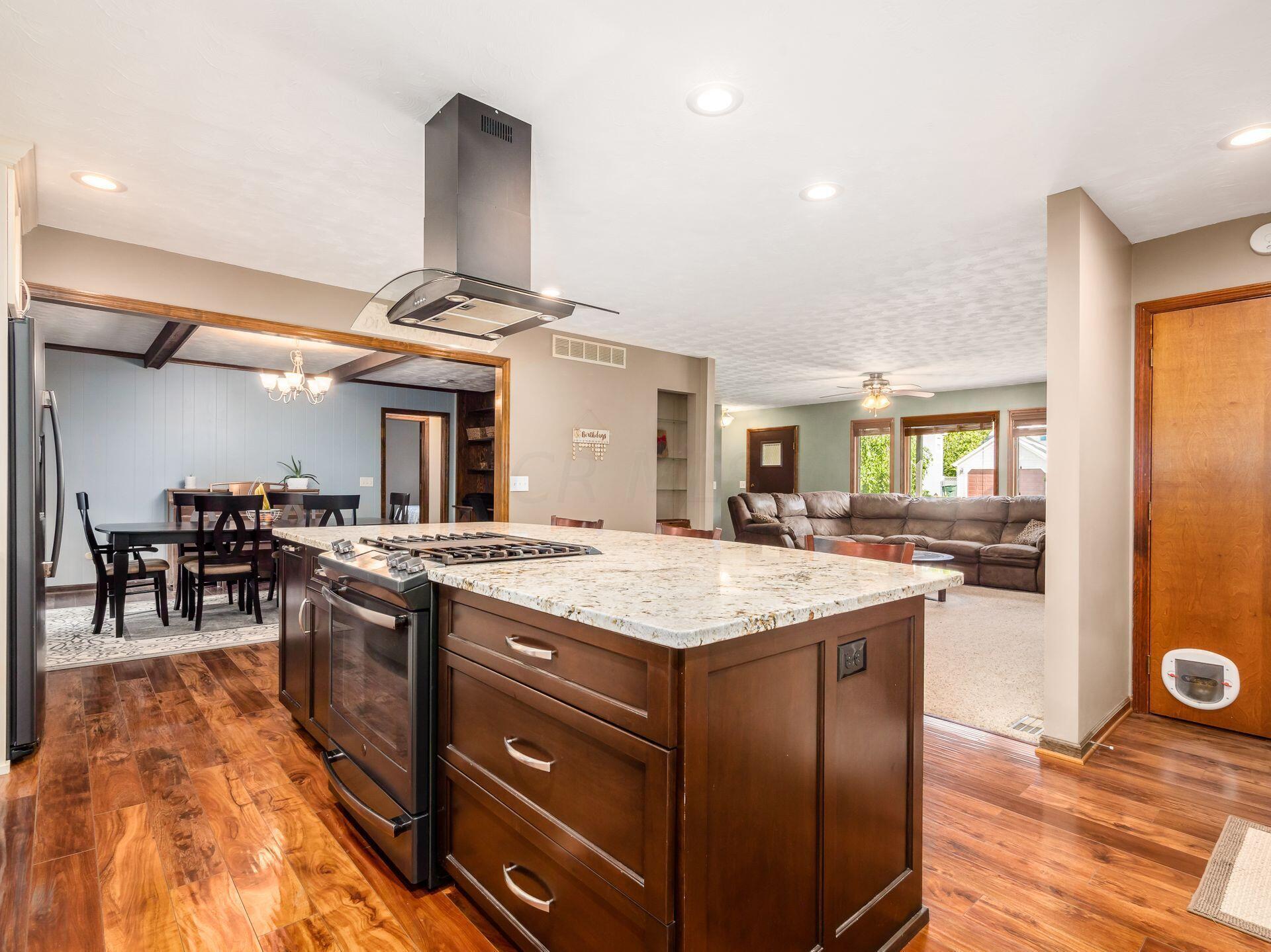 3419 Smiley Road Columbus, OH 43221 - Photo 7 of 39 Gallery Image 7