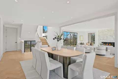 $11,995,000 | 14 Owenoke Park, Westport, CT 06880