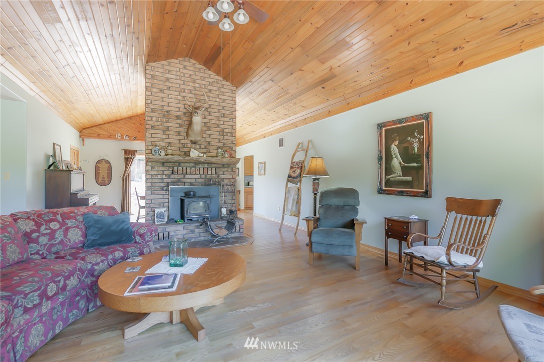 735 Carnine Road Castle Rock, WA 98611 - Photo 16 of 25 Gallery Image 16