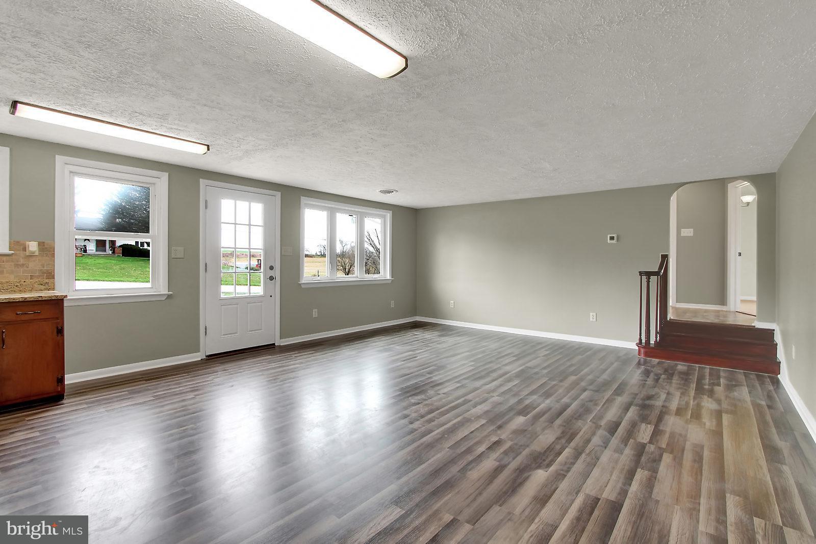 2206 Craley Road Windsor, PA 17366 - Photo 7 of 26