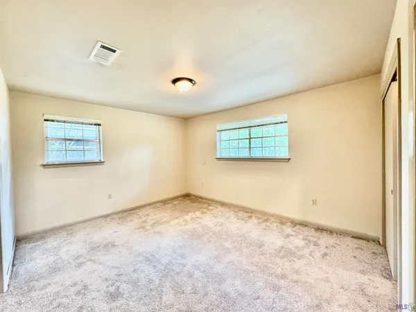 $1,700 | 9142 Woodbine Street, Baton Rouge, LA 70815