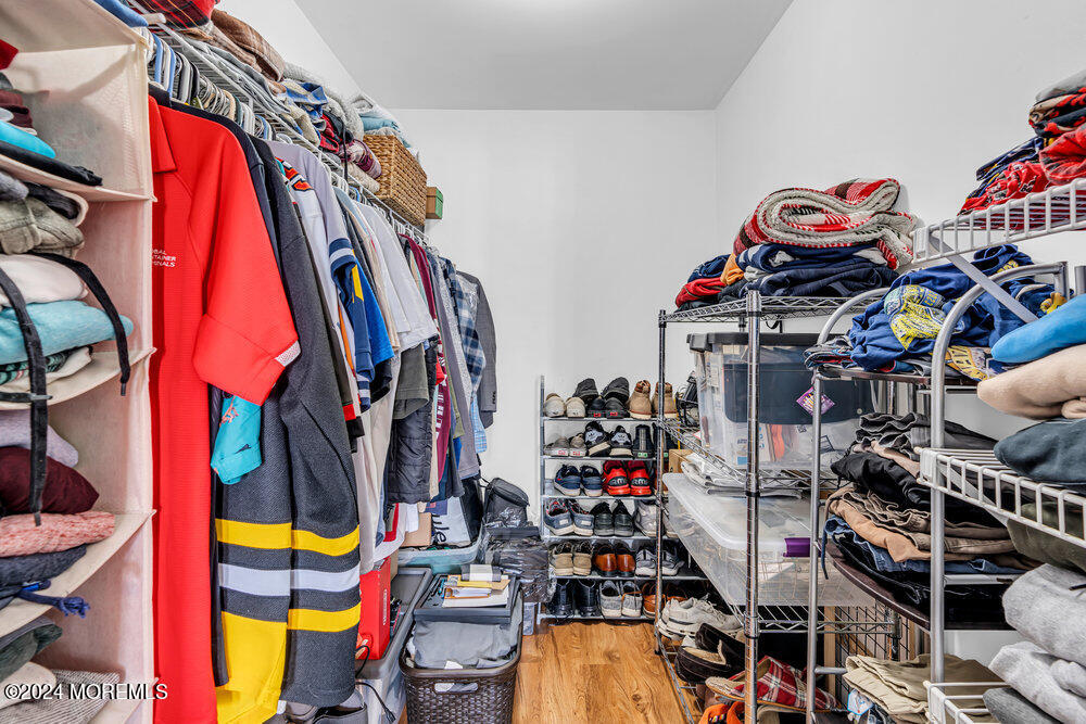 237 Tulip Lane Freehold, NJ 07728 - Photo 20 of 29 025_dsc01414_832