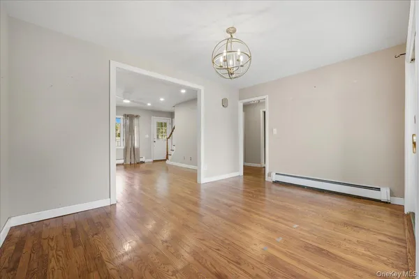 $499,000 | 215 West Granada Avenue, Lindenhurst, NY 11757