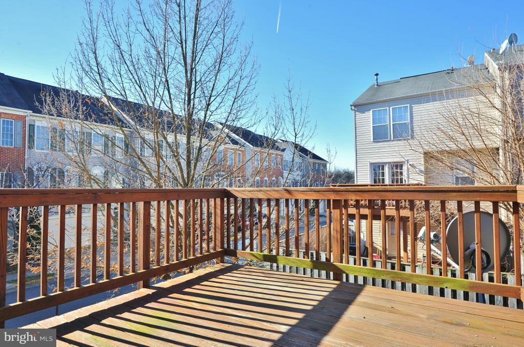6414 Lureta Ann Lane Springfield, VA 22150 - Photo 11 of 22 Deck