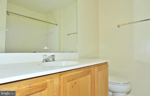 $3,100 | 6414 Lureta Ann Lane, Springfield, VA 22150