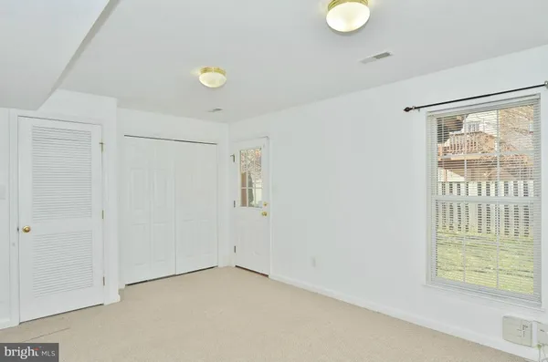 $3,100 | 6414 Lureta Ann Lane, Springfield, VA 22150