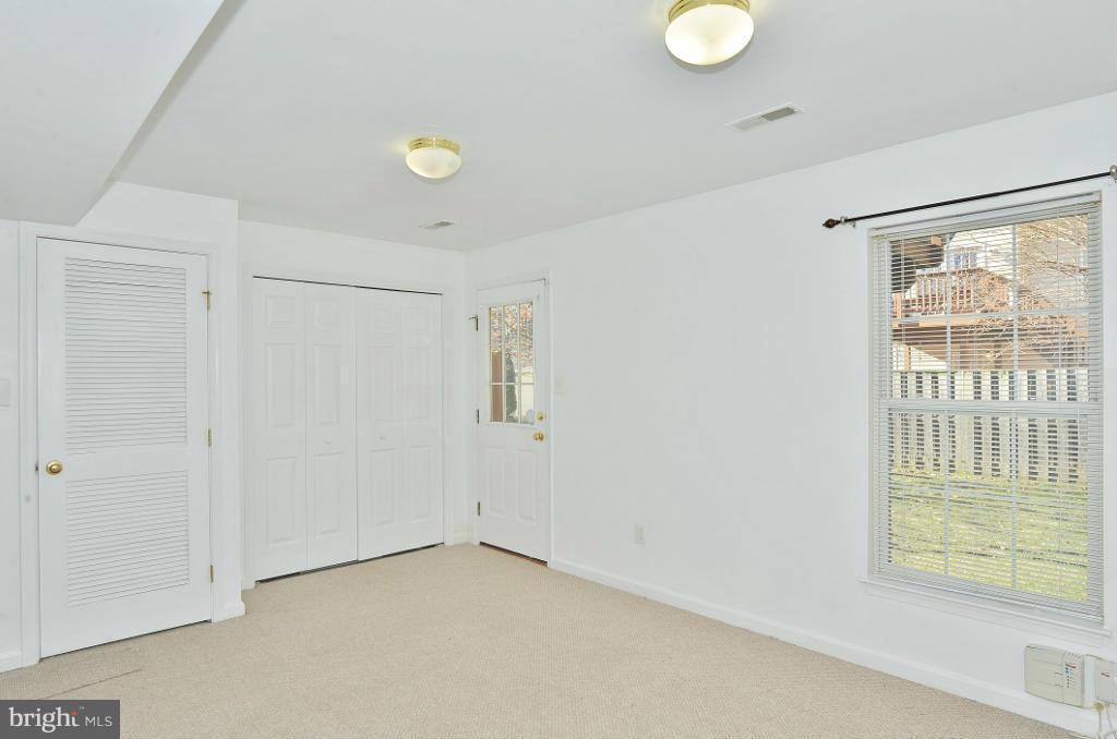 6414 Lureta Ann Lane Springfield, VA 22150 - Photo 19 of 22 Rec Room