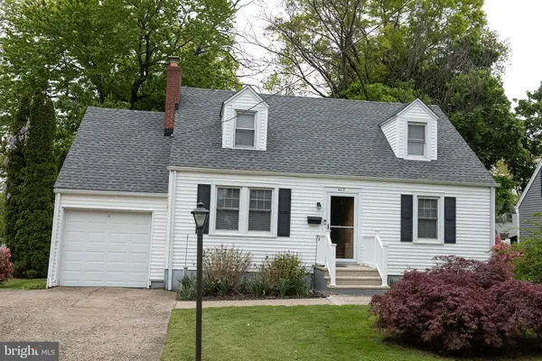 $425,000 | 423 Sutherland Road, Ewing, NJ 08618