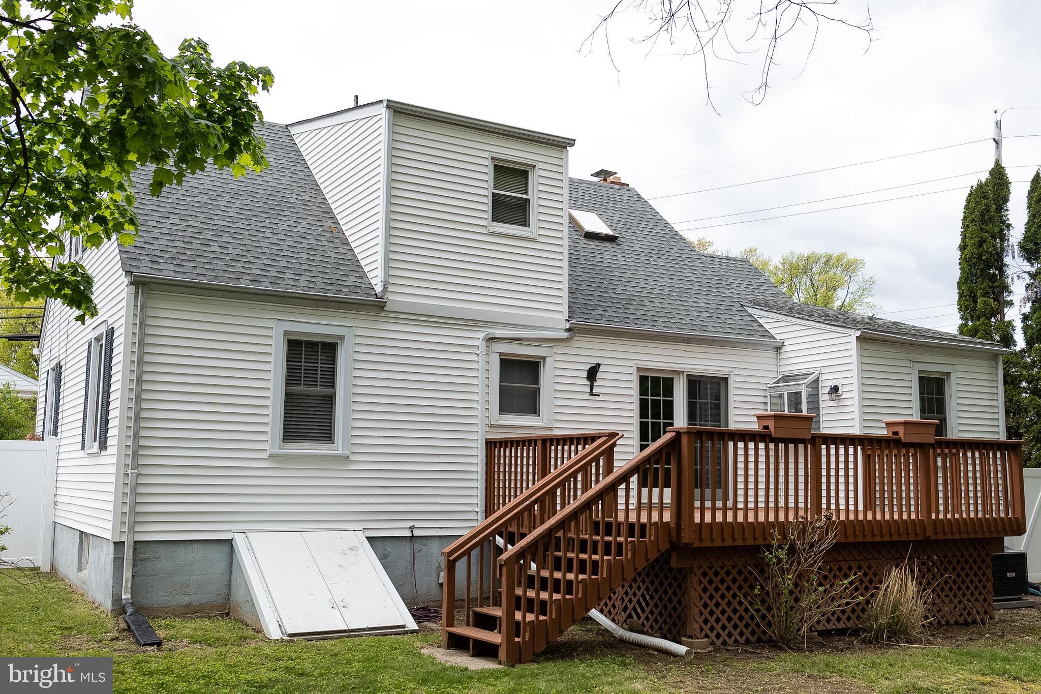 423 Sutherland Road Ewing, NJ 08618 - Photo 19 of 24