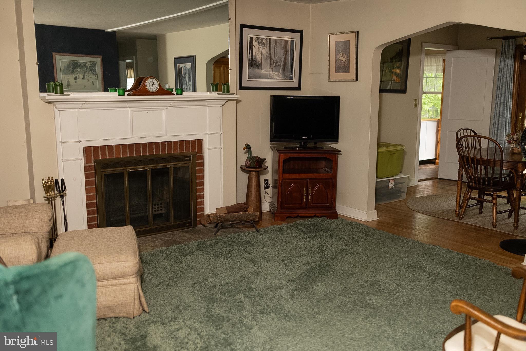 423 Sutherland Road Ewing, NJ 08618 - Photo 6 of 24
