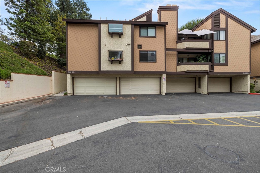 24835 Apple Street, Unit F Newhall, CA 91321 - Photo 35 of 39