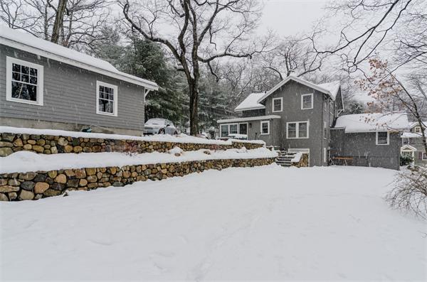 22 Chisholm Road Winchester, MA 01890 - Photo 8 of 26 Gallery Image 8