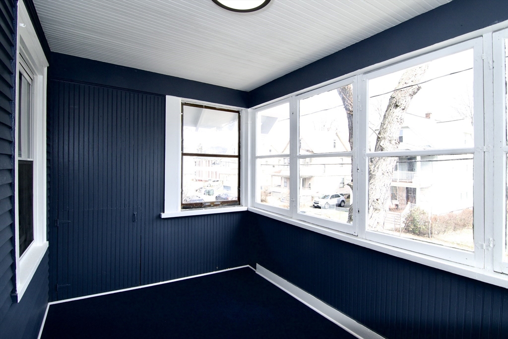 28 Bristol Street Springfield, MA 01109 - Photo 39 of 42