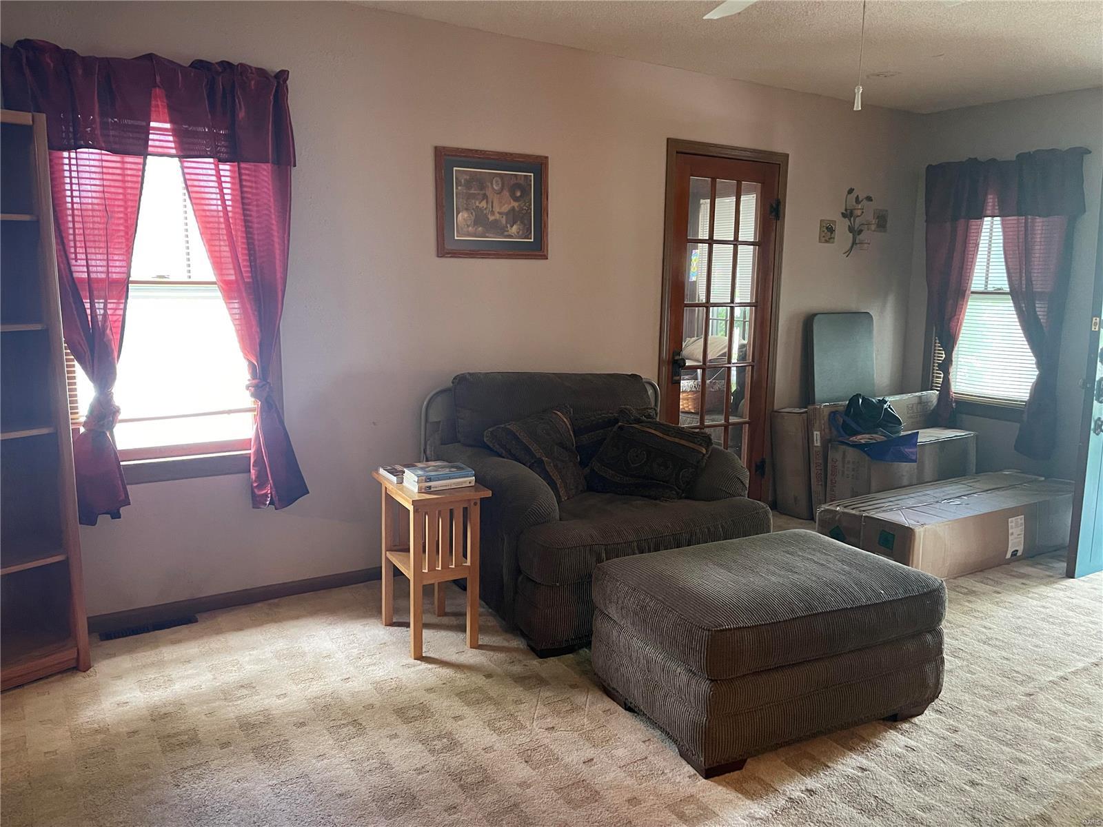 1320 Rixon Street Alton, IL 62002 - Photo 13 of 22 Gallery Image 13