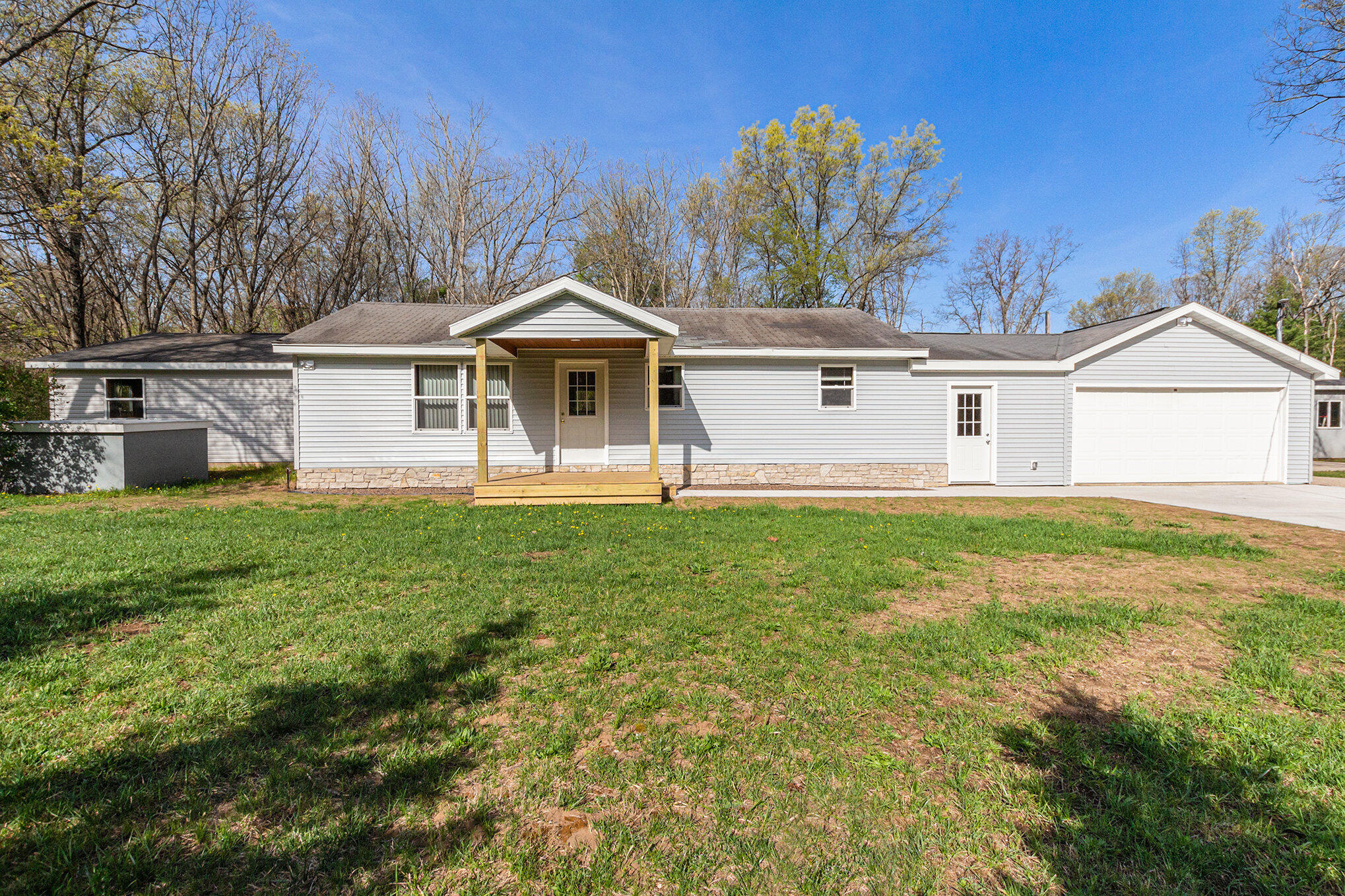 1221 220th Avenue Morley, MI 49336 - Photo 3 of 59 005_converted_48