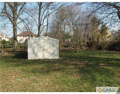 1112 New Dover Road Edison, NJ 08820 - Photo 20 of 25 a view of a outdoor space