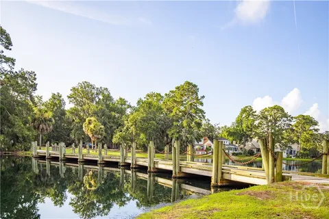 $490,000 | 8 Franklin Creek Road North, Savannah, GA 31411