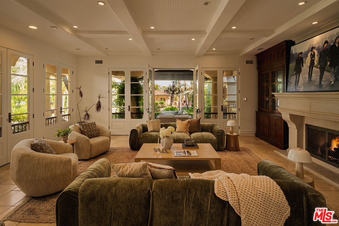 1008 Lexington Road Beverly Hills, CA 90210 - Photo 9 of 30