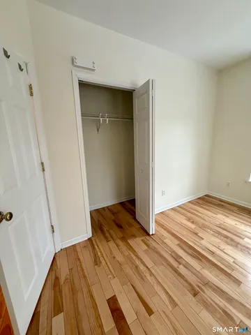 $479,900 | 35 Maple Tree Avenue, Unit 1, Stamford, CT 06906