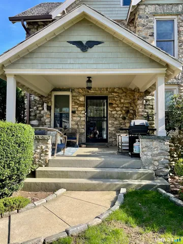 $479,900 | 35 Maple Tree Avenue, Unit 1, Stamford, CT 06906