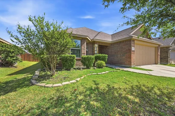 $2,100 | 2317 Scott Creek Drive, Little Elm, TX 75068