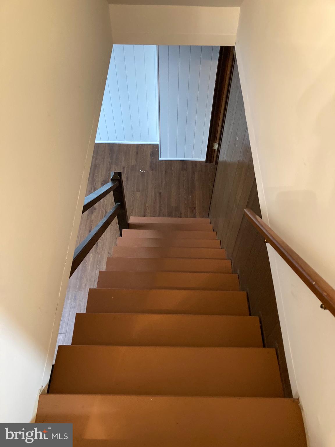 706 Crosby Road Baltimore, MD 21228 - Photo 13 of 41 a view of entryway