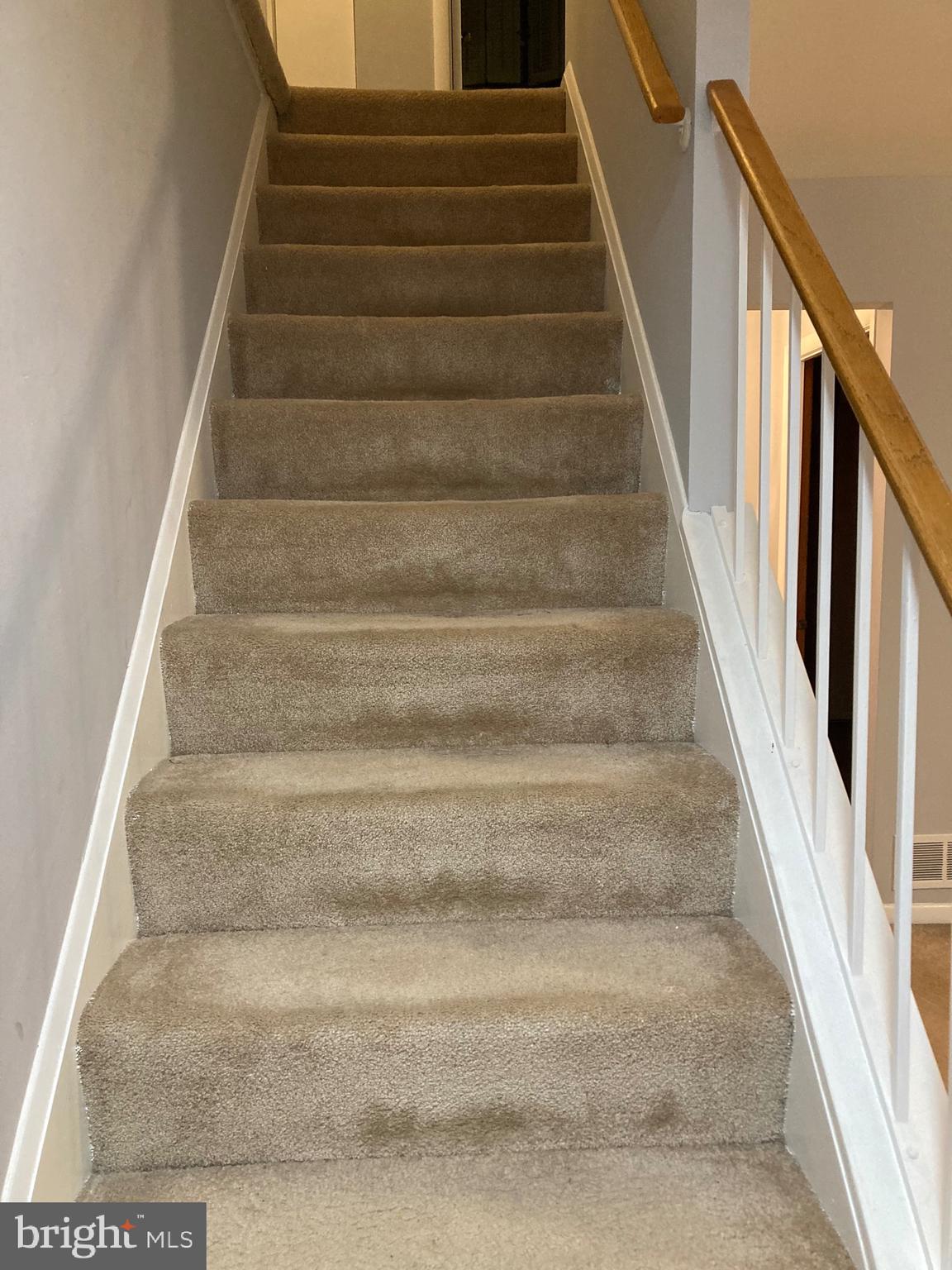 706 Crosby Road Baltimore, MD 21228 - Photo 27 of 41 a view of entryway