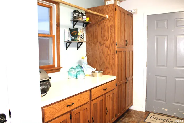 $334,000 | 4786 Keller Road, Iuka, IL 62849