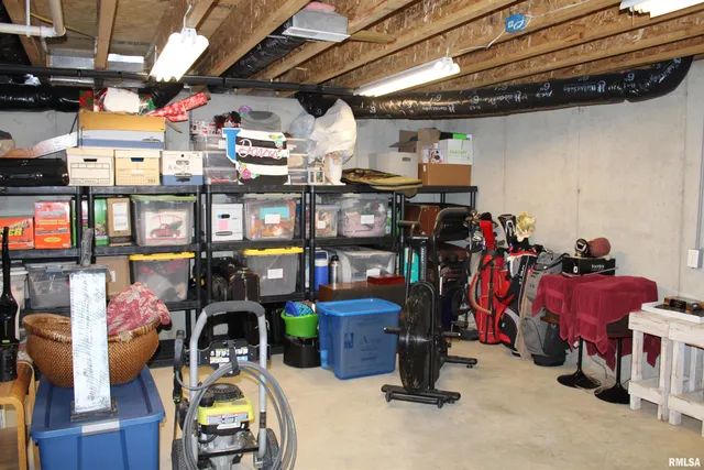 $334,000 | 4786 Keller Road, Iuka, IL 62849