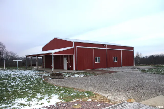 $334,000 | 4786 Keller Road, Iuka, IL 62849