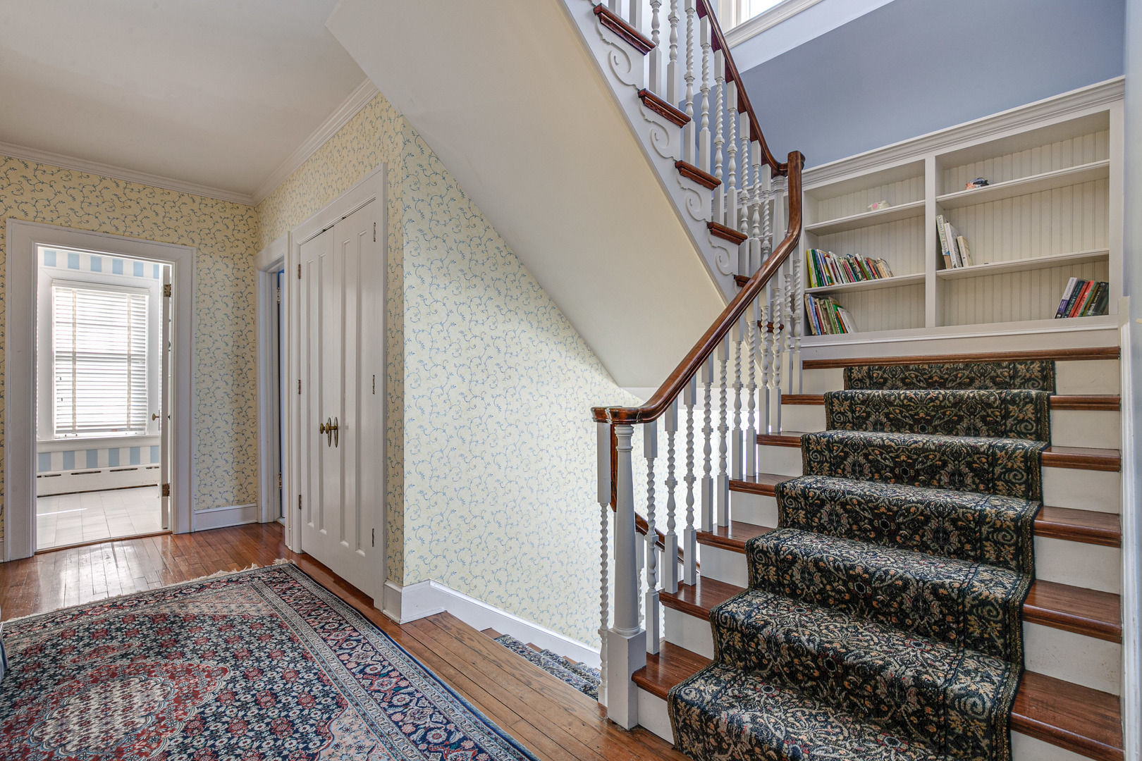 224 Maple Court Lake Forest, IL 60045 - Photo 31 of 51 a view of entryway with wooden floor and a rug