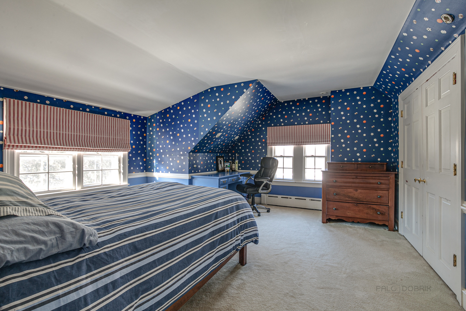 224 Maple Court Lake Forest, IL 60045 - Photo 32 of 51 a bedroom with a bed and a dresser