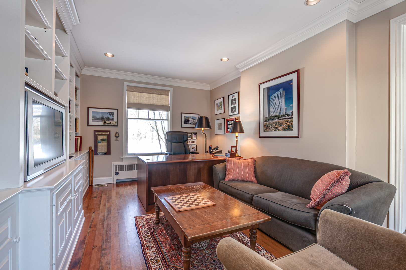 224 Maple Court Lake Forest, IL 60045 - Photo 8 of 51 a living room with furniture and a flat screen tv