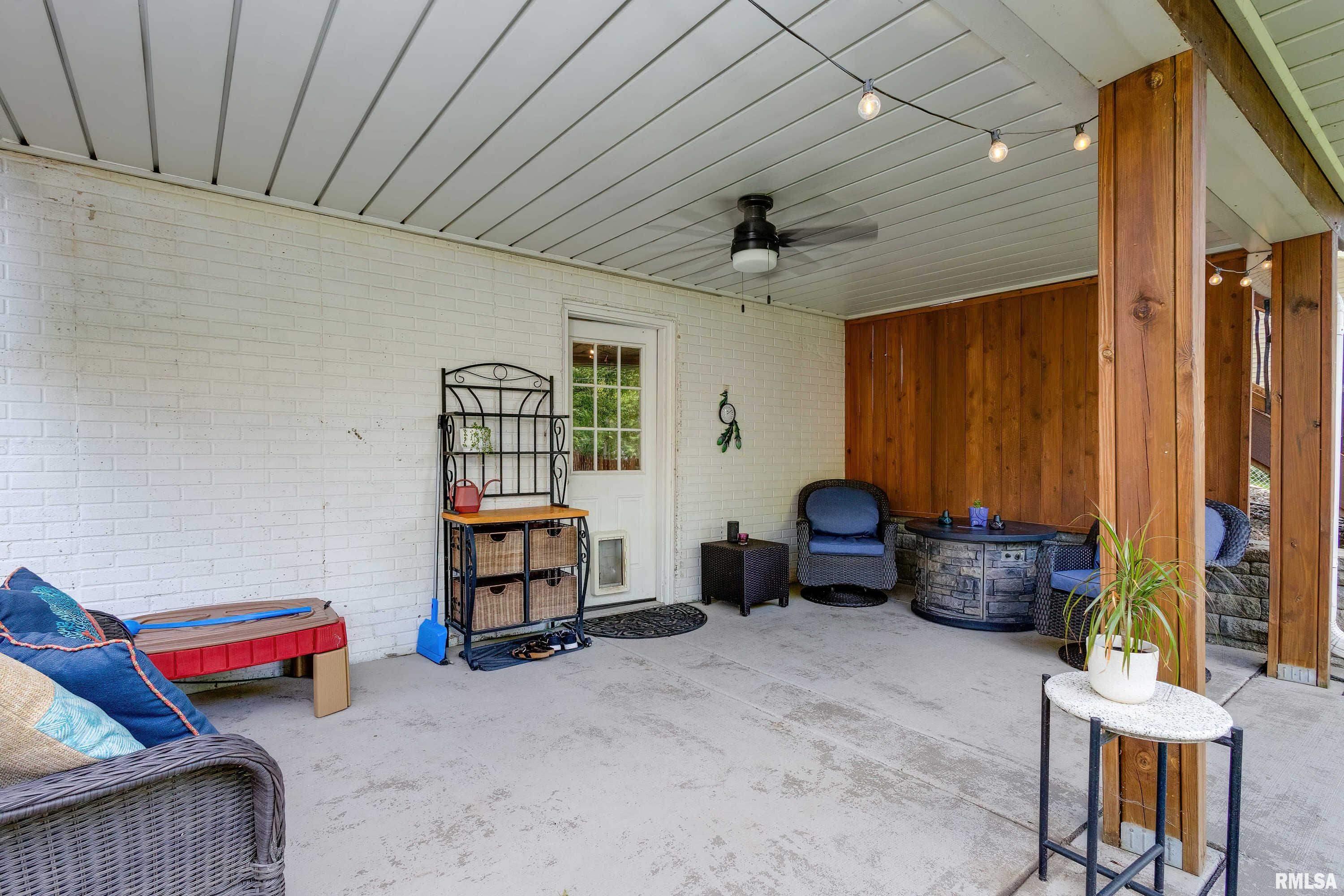 3216 Maplecrest Road Bettendorf, IA 52722 - Photo 27 of 33 Gallery Image 27