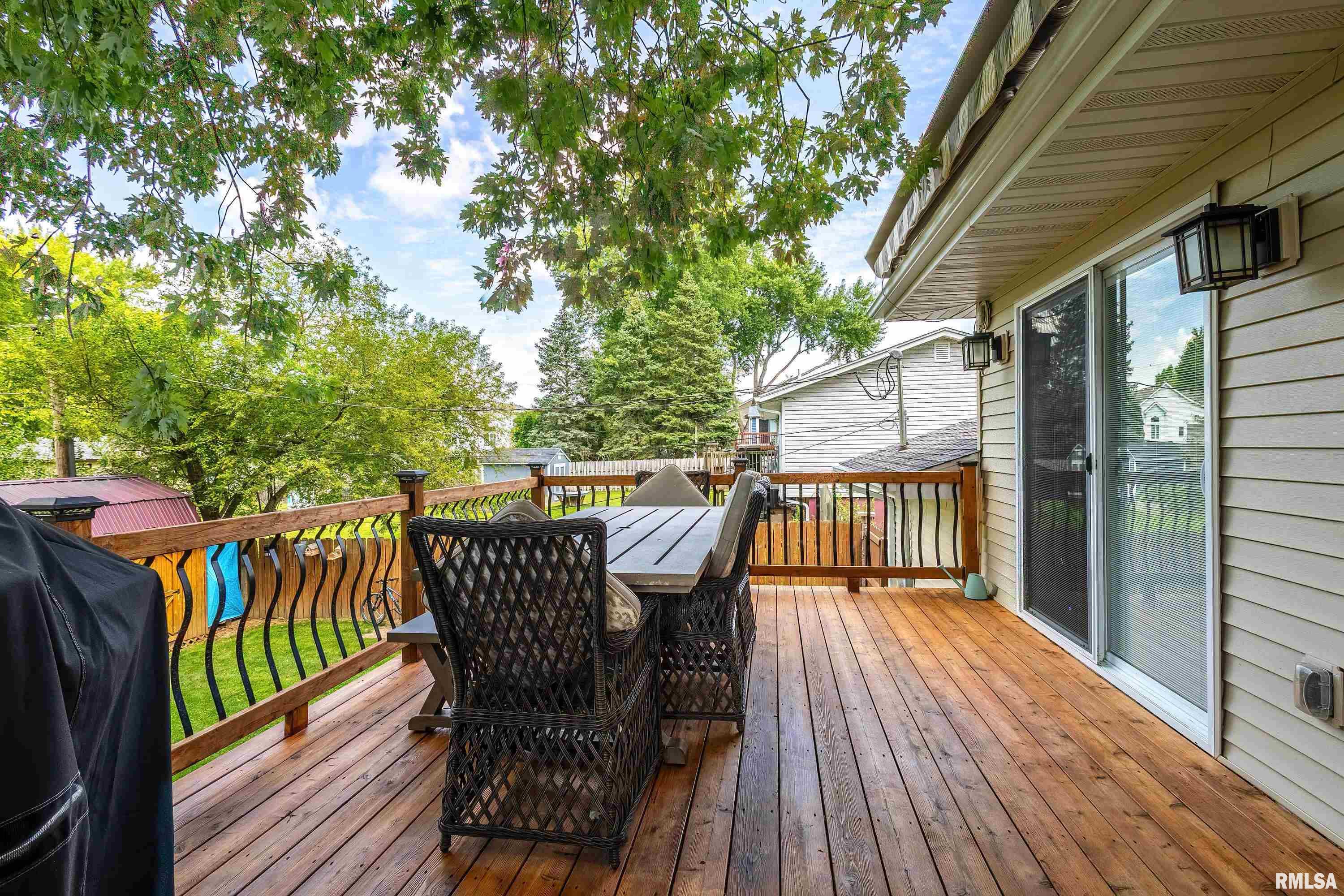 3216 Maplecrest Road Bettendorf, IA 52722 - Photo 30 of 33 Gallery Image 30