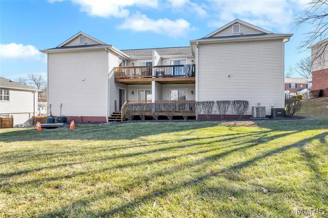 $172,000 | 1511 Swallow Drive, Brentwood, MO 63144