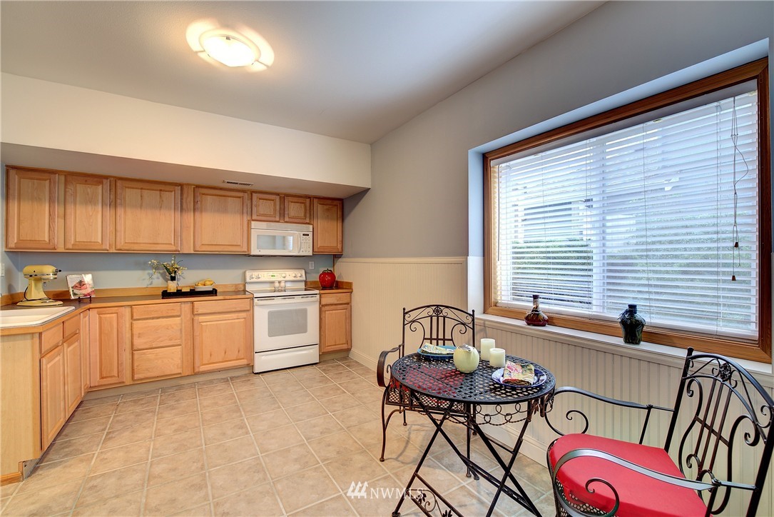 414 172nd Place Southeast Bothell, WA 98012 - Photo 17 of 25