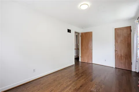 $589,000 | 607 East 65th Street, Kansas City, MO 64131