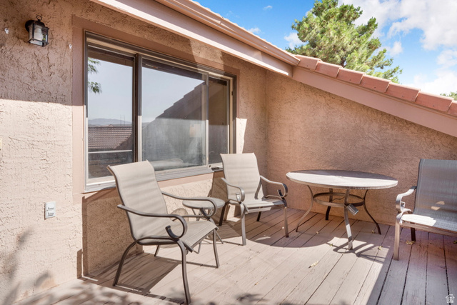 860 South Village Road, Unit O8 St. George, UT 84770 - Photo 17 of 37